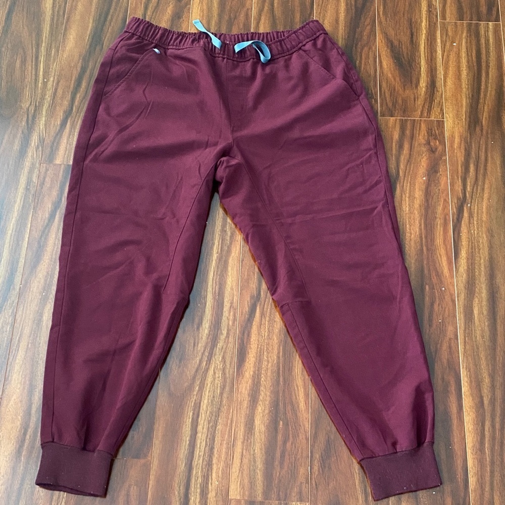 FIGS Zamora Jogger Scrub Pants Women Size L/S Burgundy Drawstring Elastic Waist
